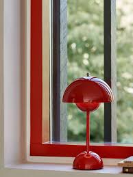 Candeeiro Portátil Flowerpot VP9